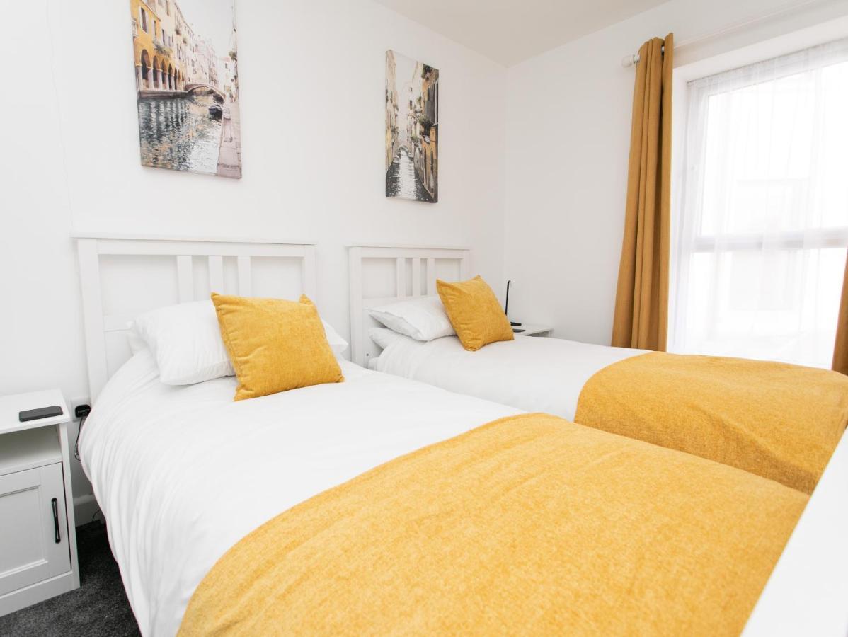 Apartments At The Port Portrush Exterior photo