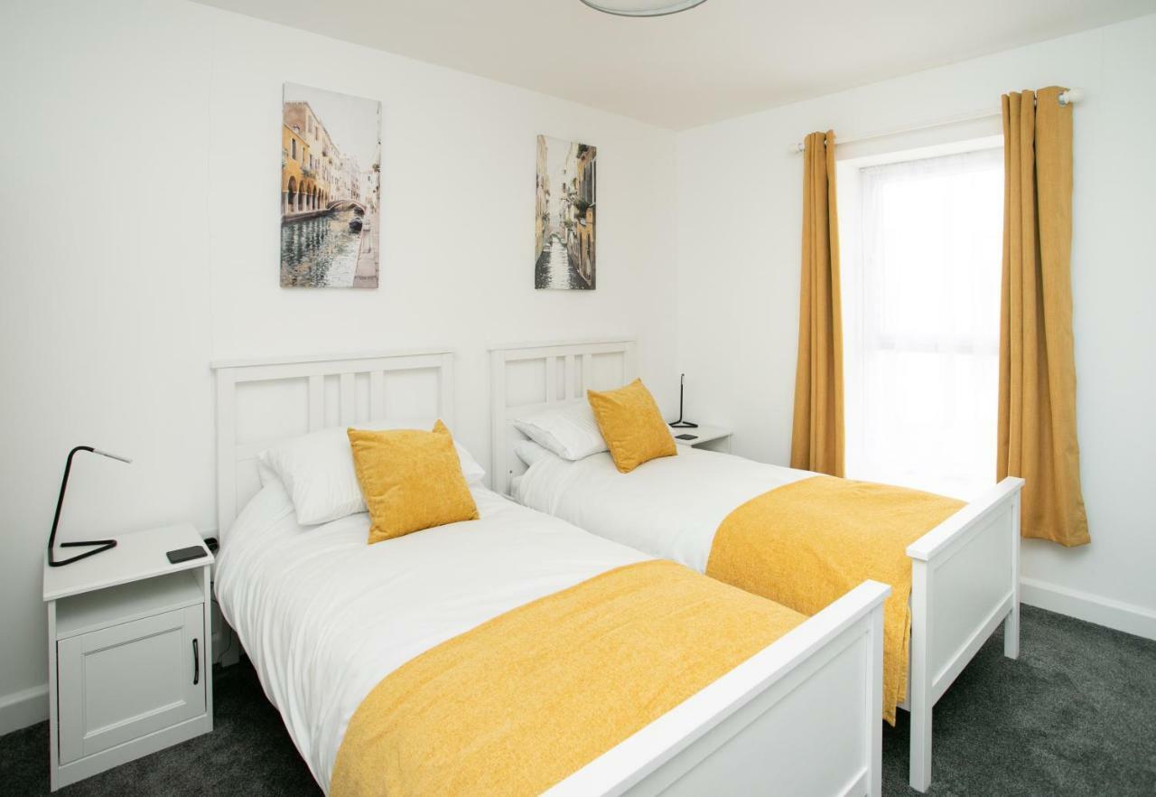 Apartments At The Port Portrush Exterior photo